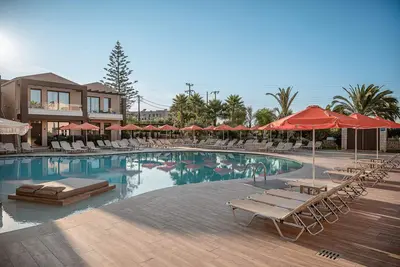 Hôtel Althea Village 4*