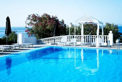 Hôtel Bianco Olympico Beach Resort 4*