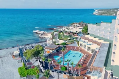 Hôtel Design Plus Seya Beach 5*