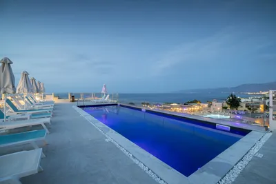 Hôtel Golden Beach 4*