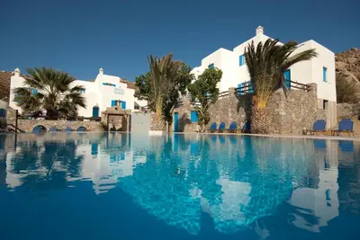 Hôtel Makis Palace 3*