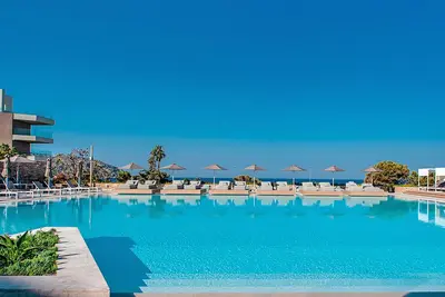 Hôtel Vincci EverEden 4*