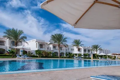 Hôtel Continental Plaza Beach Resort 4*