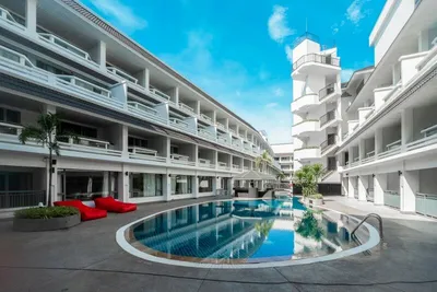 Hôtel Radisson RED Phuket Patong Beach 5*