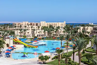 Hôtel Royal Lagoons Resort & Aquapark 5*