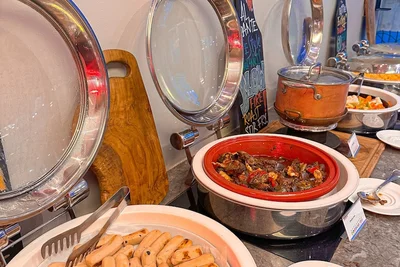Mövenpick Hôtel & Apartments Bur Dubai 5*