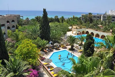 Hôtel Mediterranée Thalasso Golf 3*