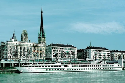 Croisière sur le MS Renoir : Paris, vitrines de rêve et marchés de Noël (formule port/port)