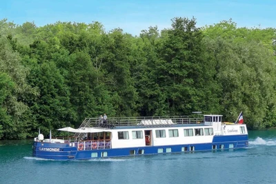 Croisière sur le MS Raymonde : Croisière enchantée : à la découverte des Marchés de Noël entre Gand et Bruges (formule port/port)
