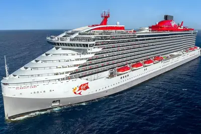 Croisière sur le Scarlet Lady : Grèce, Italie