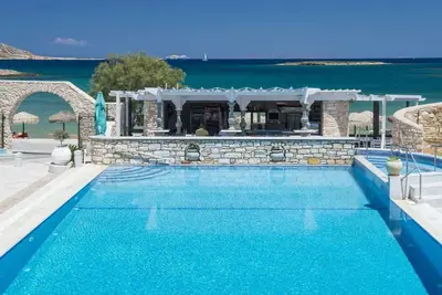 Hôtel Contaratos Beach