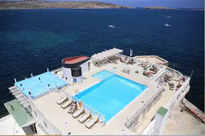 Gillieru Hôtel