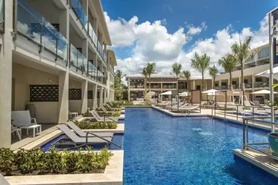 Circuit Adult Only (+18) - Échappée Dominicaine depuis l'hôtel Catalonia Royal La Romana
