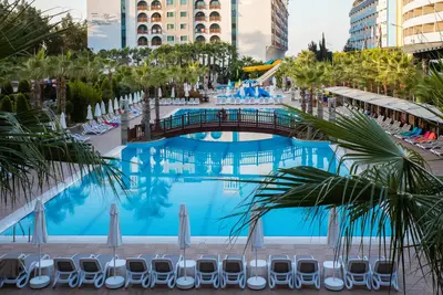 Hôtel Dizalya Palm Garden