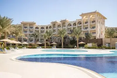 Hôtel Serenity Alma Heights Resort