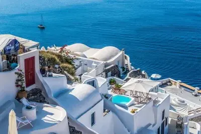 Combiné circuit et hôtel Paros - Naxos - Santorin - De Athènes A Athènes