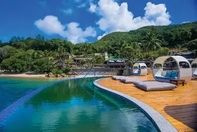 Combiné hôtels 2 Iles : Praslin + Mahé - Coco De Mer & Black Parrot Suites 4* + Berjaya Beauvallon Bay 2* - 12 Nuits