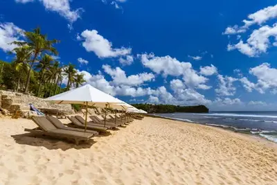 Circuit Bali Autrement : Entre Culture, Nature et Traditions Hôtels de Charme