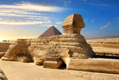 Croisière Ramses II-Le Nil, Caire et Pyramides + Alexandrie (en option)