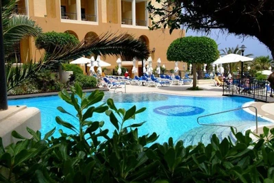 Hôtel Marina Hotel Corinthia Beach Resort