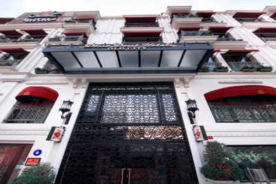 Hôtel Dosso Dossi Old City