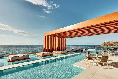 Hôtel Enorme Santanna Island Hotel