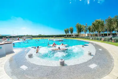 Camping Laguna Blu