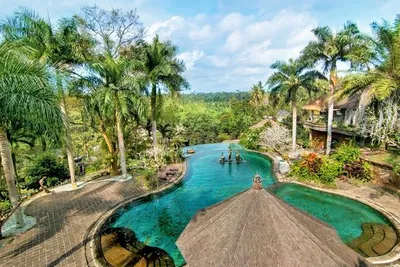The Pagoyan Resort 4*, Ombak Sunset 4* et The Leaf Jimbaran Luxury Villas 5*