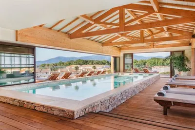 Hôtel L'Île de la Lagune 5*
