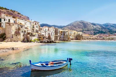 Autotour : Trois coins de la Sicile