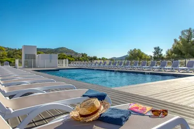 Sowell Family Riviera 4*