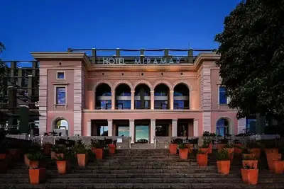 Hôtel Miramar Hotel