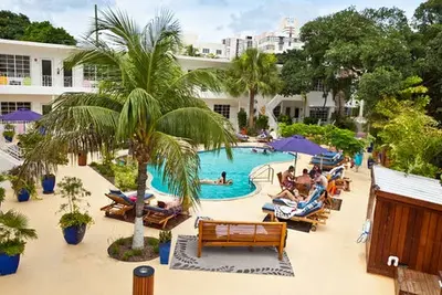 Hôtel Tradewinds Apartment