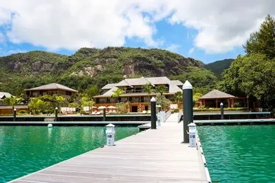 Hôtel L Escale Resort Marina And Spa