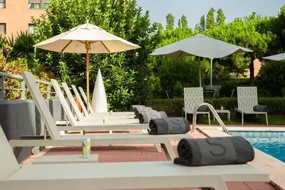 Hôtel Nh Cornella