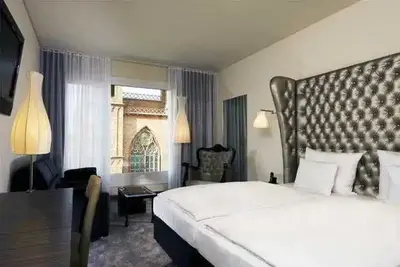 Hôtel Arcotel John F