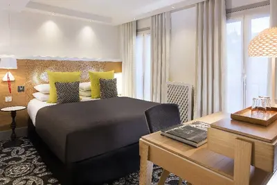 Hôtel Elysees 8