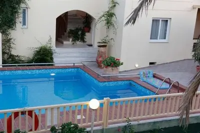 Hôtel Lambrinos Suites