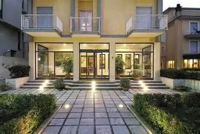 Hôtel American