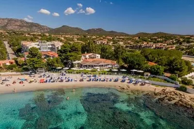 Hôtel The Pelican Beach Resort & Spa