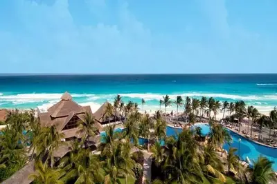 Hôtel The Pyramid At Grand Oasis