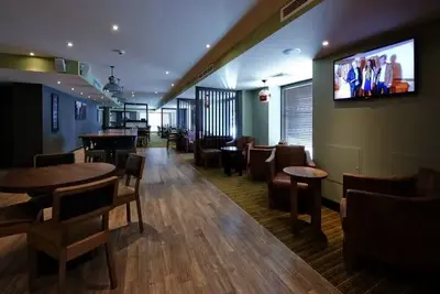 Hôtel Premier Inn Edinburgh City Centre (york Place)