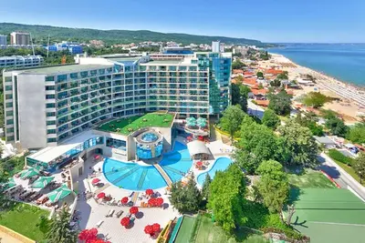 Hôtel Marina Grand Beach