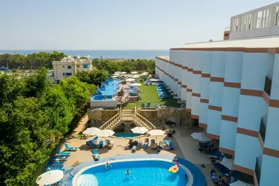 Hôtel Avlida Hotel