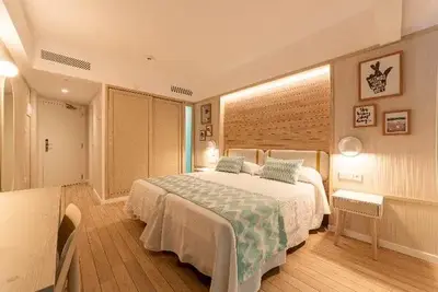 Hôtel Ambassador Ii