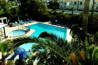 Hôtel Hilltop Gardens Hotel Apartments