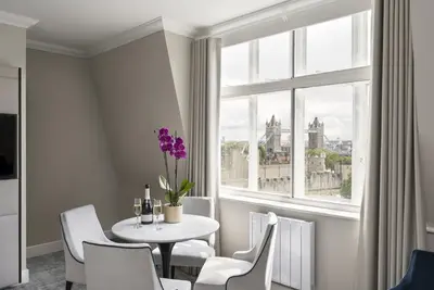 Hôtel Bridgestreet Tower View