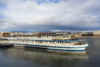 Hôtel Grand Jules Boat Hotel