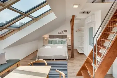 Hôtel Louren Apartments
