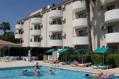 Hôtel Mandalena Hotel Apartments